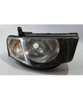 Farol Direito Foco Simples L200 2008 - 2015 / Detalhe