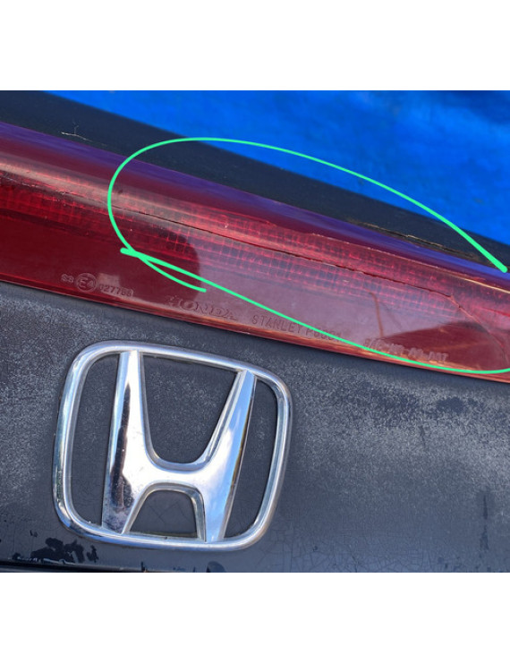 Tampa Traseira Honda Accord 2003 A 2007 / Detalhe