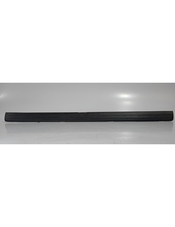 Soleira De Porta Dianteira Esquerda Toyota Rav4 2001 - 2006 Preto