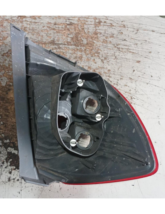 Lanterna Traseira Direita Honda Fit 2012 / Avaria