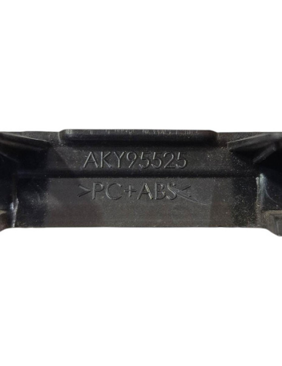 Moldura Acabamento Painel Central Tracker 2014 2015 2016 Preto