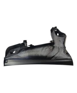 Acabamento Direito Churrasqueira Bmw 135i 2014 2015 Preto Fosco