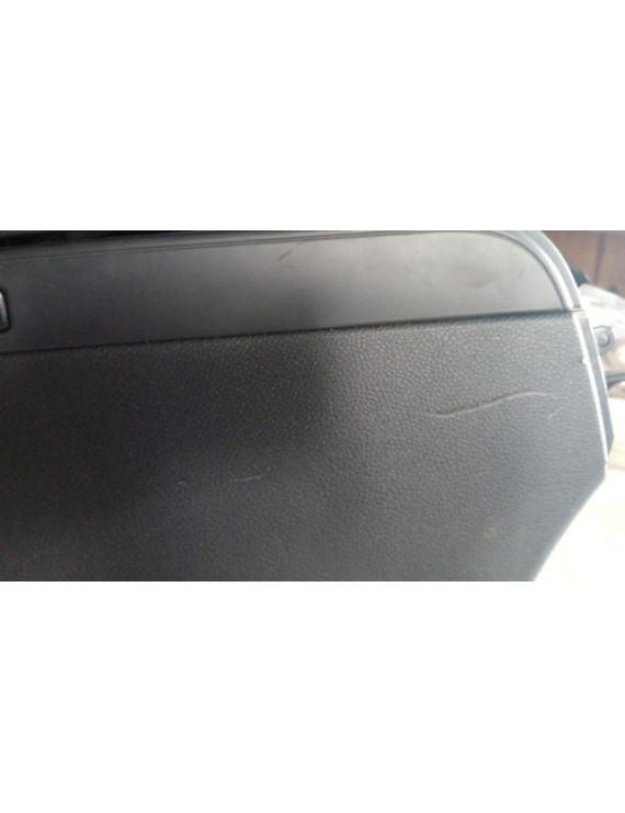 Console Central Mercedes C180 2010 (sem Esteira)