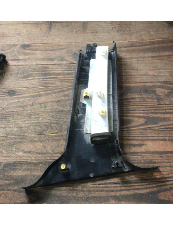 Acabamento Coluna Lado Esquerdo Volvo Xc60 2011 6841930