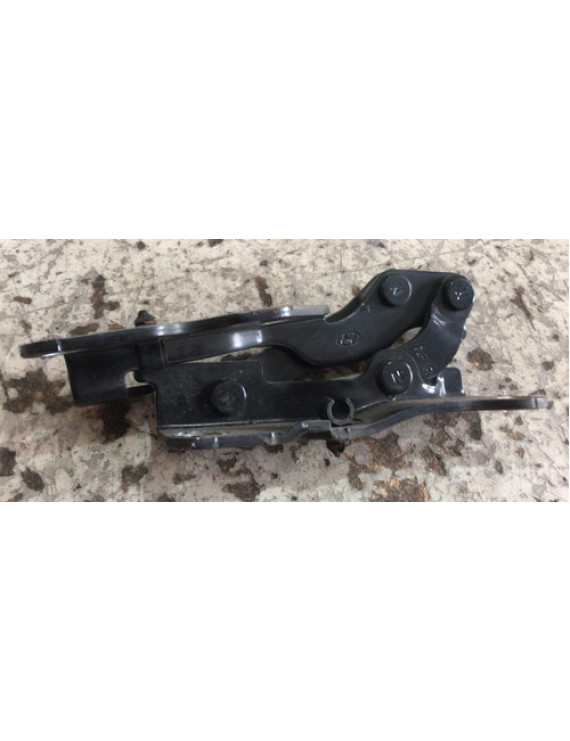 Dobradiça Do Capô Lado Direito Azera 3.3 V6 2010