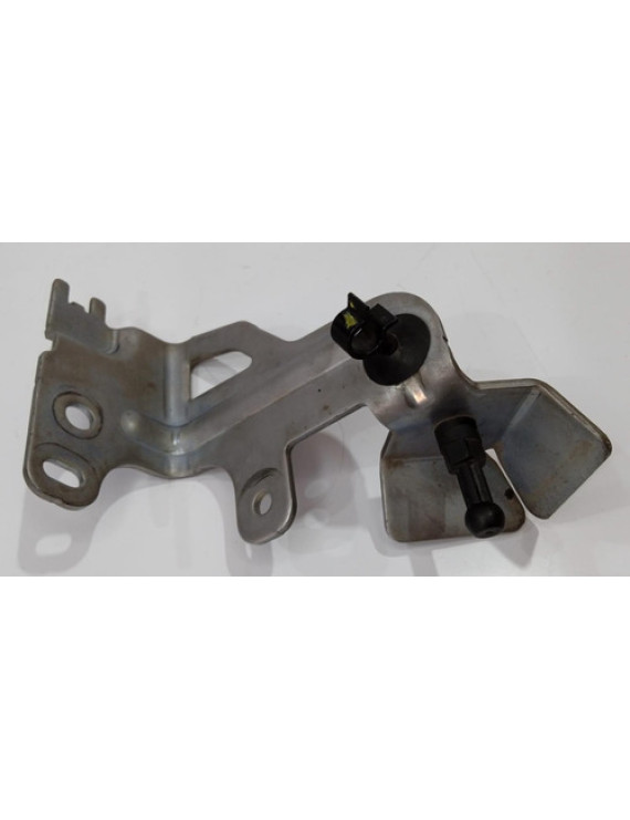 Suporte Da Tampa Do Motor Mercedes E300 2.0 2020
