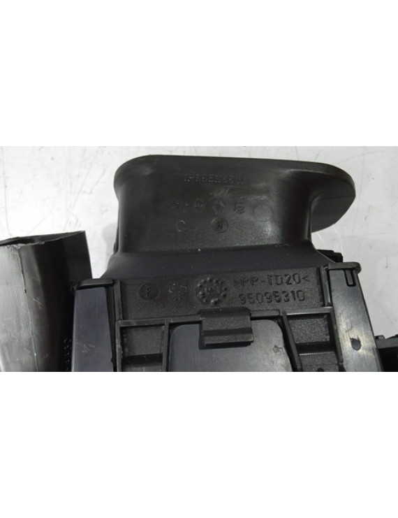 Difusor De Ar Esquerdo Renault Clio 2001 - 2012