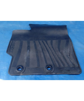 Tapete Borracha Dianteiro Esquerdo Toyota Yaris 2018 - 2023 Preto