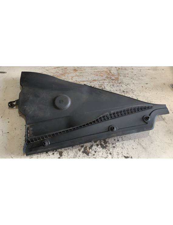 Acabamento Churrasqueira Ld Esquerdo Bmw 118i 2012 Preto