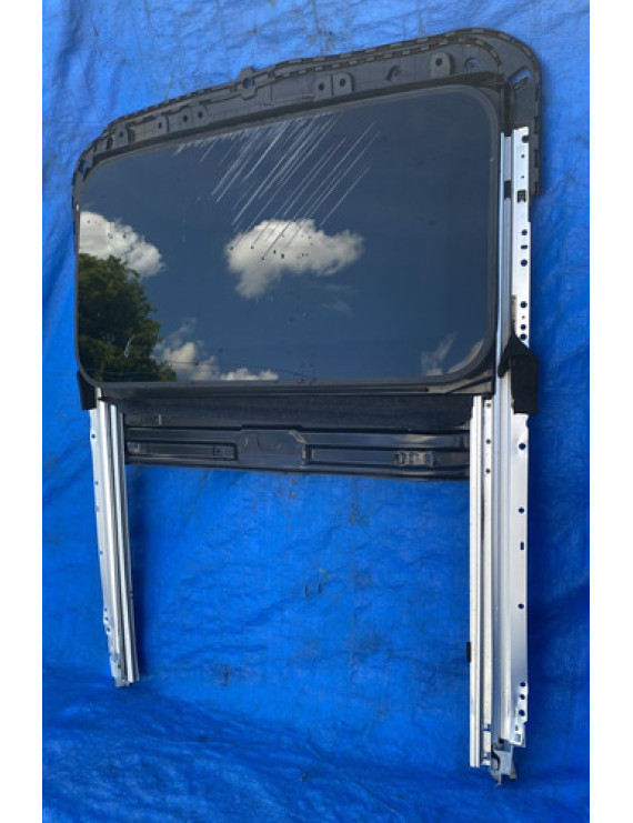 Teto Solar Outlander 2008 2009 2010 2011 2012 / Detalhe