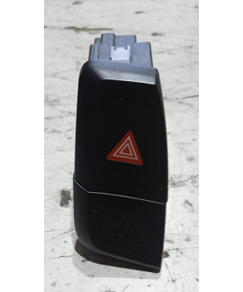 Botão Pisca Alerta Audi A4  2009 2010 2011 2012 Preto
