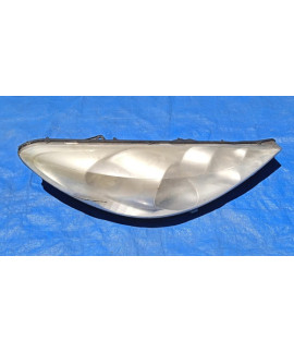 Farol Direito Peugeot 207 2008 - 2012 / Detalhe