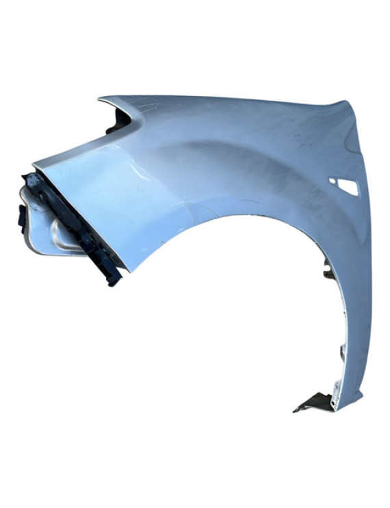 Paralama Esquerdo Sandero 2008 A 2014 Detalhe