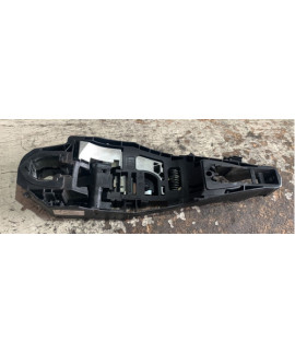 Suporte Maçaneta Dianteira Esquerda Peugeot 3008 2019