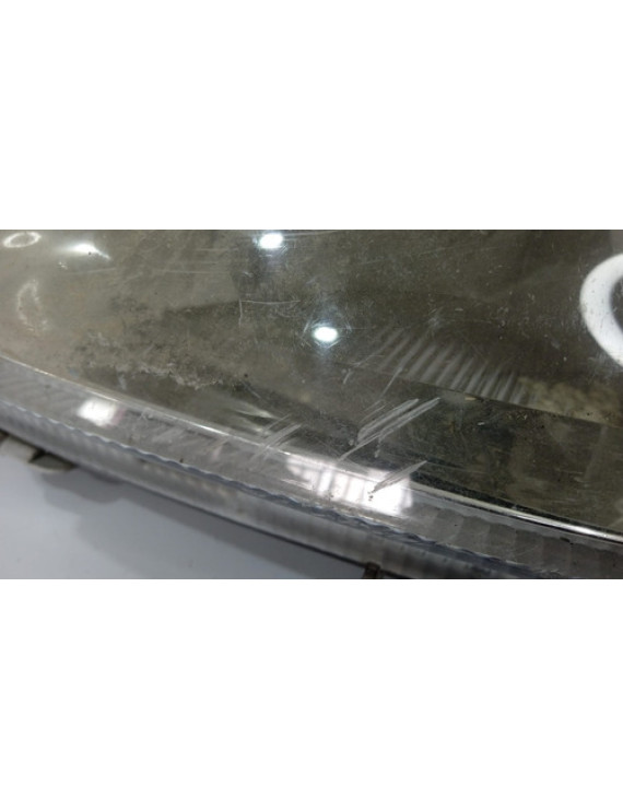 Farol Esquerdo Mercedes Classe A 160 190 1999 - 2005 Detalhe