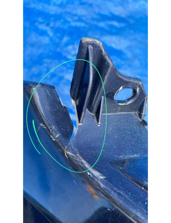 Parachoque Traseiro Xsara Picasso 2000 A 2008 / Detalhe
