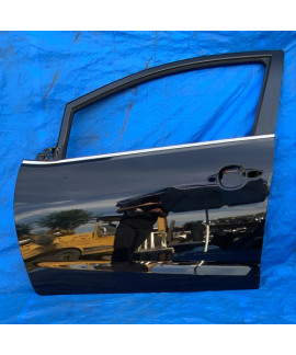 Porta Dianteira Esquerda Cerato 2013 2014 2015 2016 Detalhe - Dianteira - Esquerda - Preto
