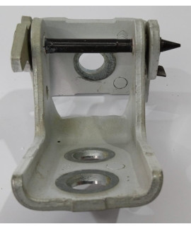 Dobradiça Inf Dianteira Esquerda Peugeot 2008 2016 - 2020