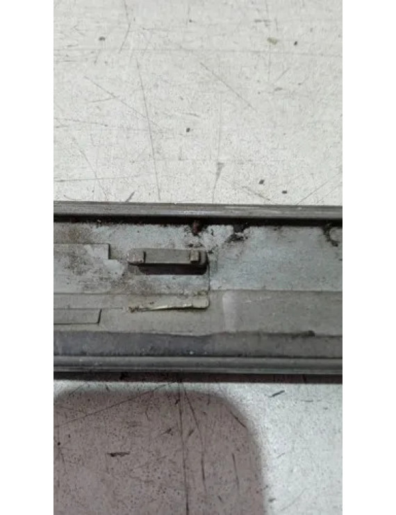 Friso Porta Dianteira Esquerda Azera 2006 - 2011 877233l020 Preto