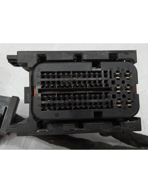 Conector De Chicote Mercedes Gla 200 2015 A0075409181