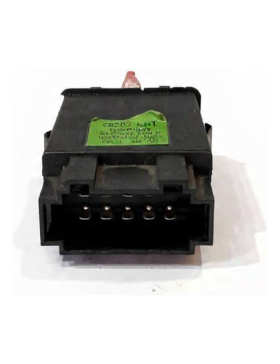 Botão Pisca Alerta Audi A3 2001 2002 2003 2004 2005 Vermelho