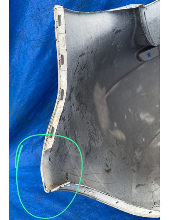 Parachoque Traseiro Suzuki Sx4 2008 Á 2012 / Detalhe