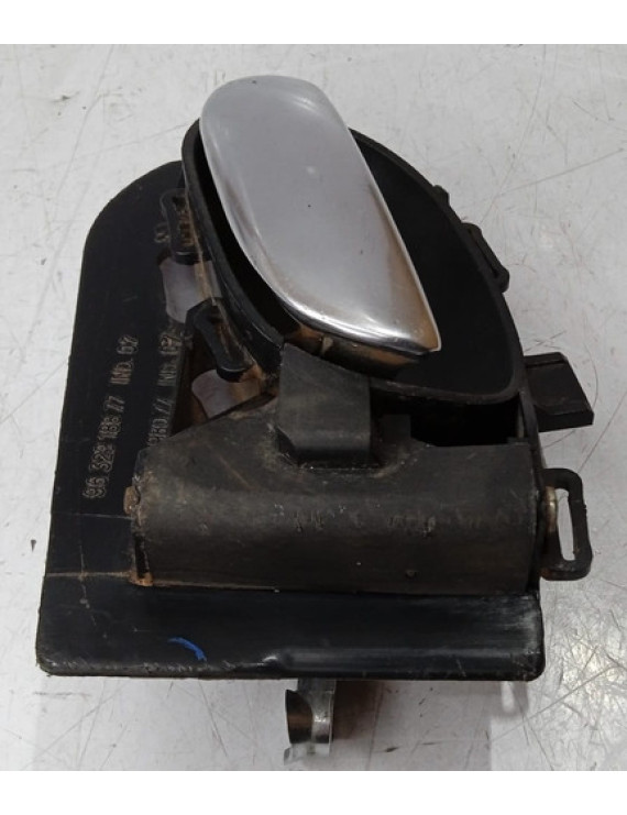 Maçaneta Interna Direita Peugeot 206 207 2008 - 2014