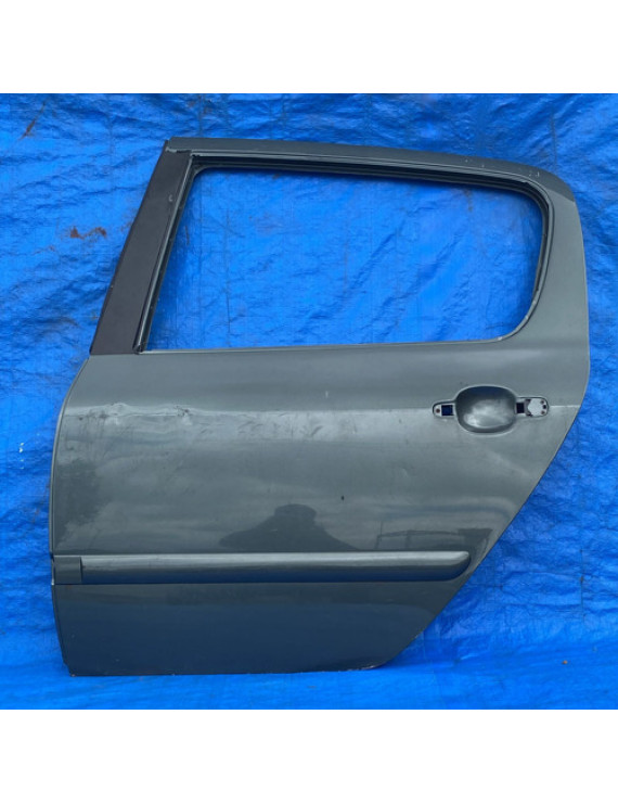 Porta Traseira Esquerda Peugeot 307 Sw 2003 A 2011 Detalhe