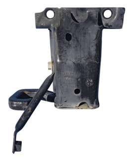 Suporte Traseiro Esquerdo Engate Grand Cherokee 2014 2015 Preto