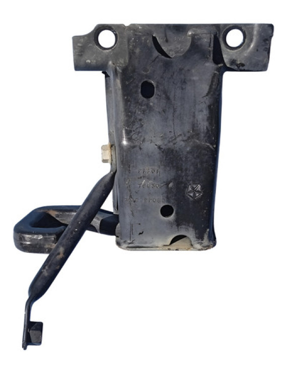 Suporte Traseiro Esquerdo Engate Grand Cherokee 2014 2015 Preto