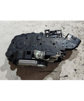 Fechadura Traseira Direita Nissan Livina 2011
