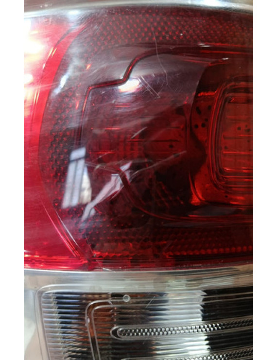 Lanterna Esquerda Spin 2013 - 2019 Detalhe Esquerdo/motorista Vermelho