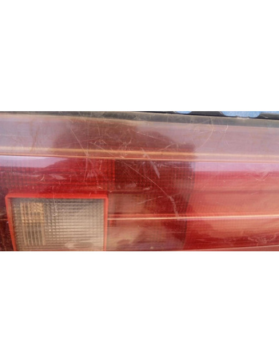 Aplique Lanterna Tampa Traseira Toyota Camry 1994