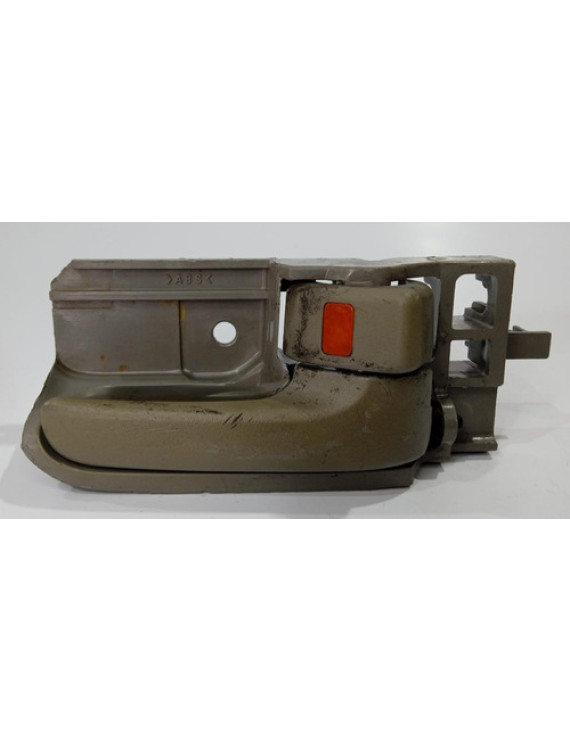 Maçaneta Interna Direita Toyota Hilux 2005 - 2015