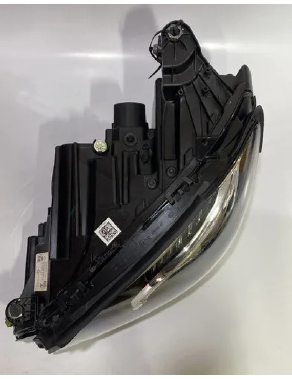 Farol Esquerdo Mercedes E300 2020 Completo / Detalhe Esquerdo/motorista