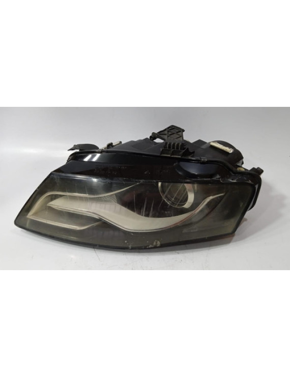 Farol Esquerdo Audi A4 2008 - 2012 / Detalhe