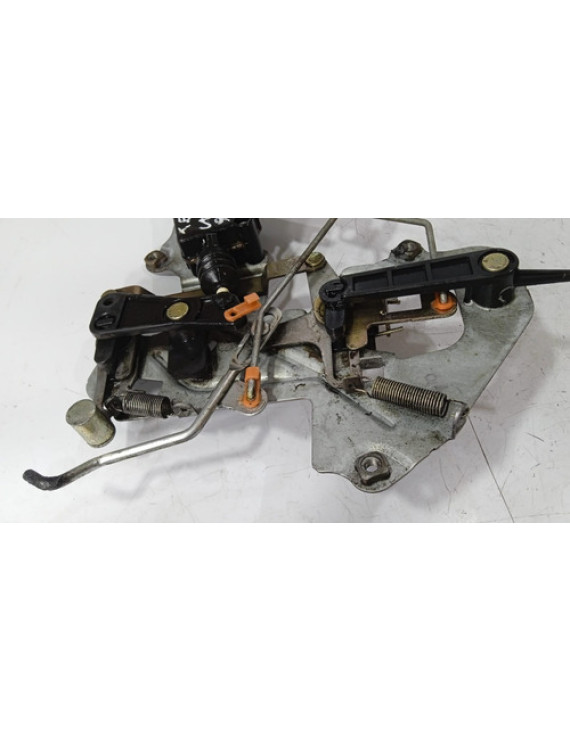 Fechadura Porta Traseira Esquerda Kia Carnival 1998 - 2001