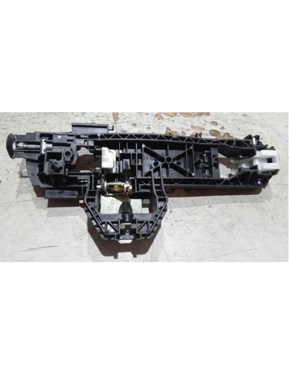 Suporte Maçaneta Externa Traseira Esq Mercedes Gla200 2015