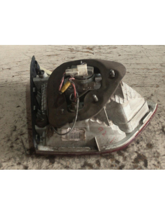 Lanterna Tampa Traseira Lado Direito Ix35 2010 - 2015