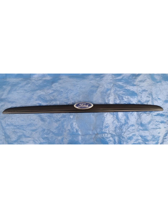 Friso Regua Tampa Traseira Focus Sedan 2000 - 2008 Preto