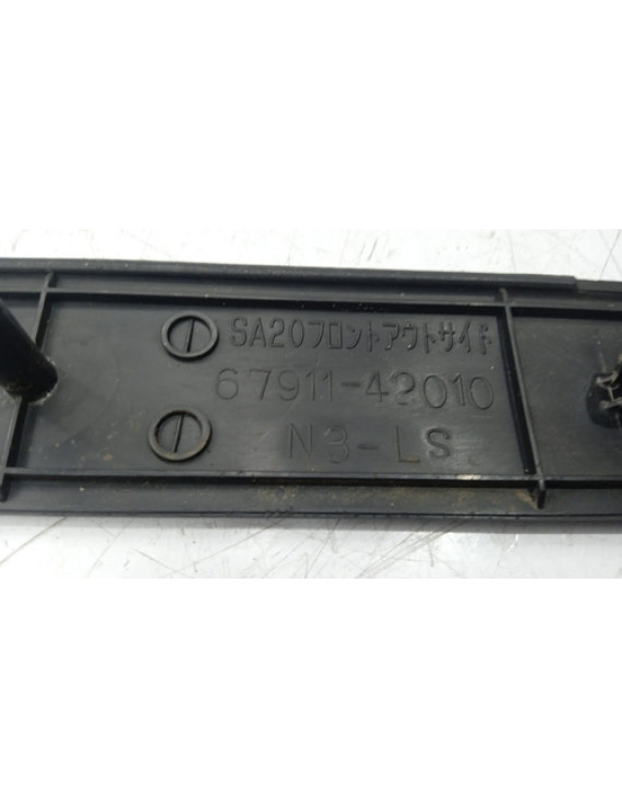 Soleira De Porta Dianteira Esquerda Toyota Rav4 2001 - 2006