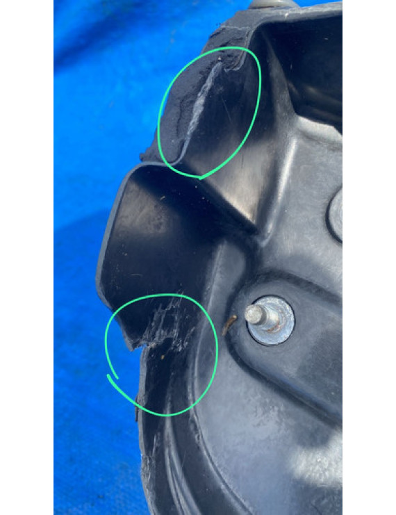 Suporte Grade Churrasqueira Grand Caravan 2006 / Detalhe