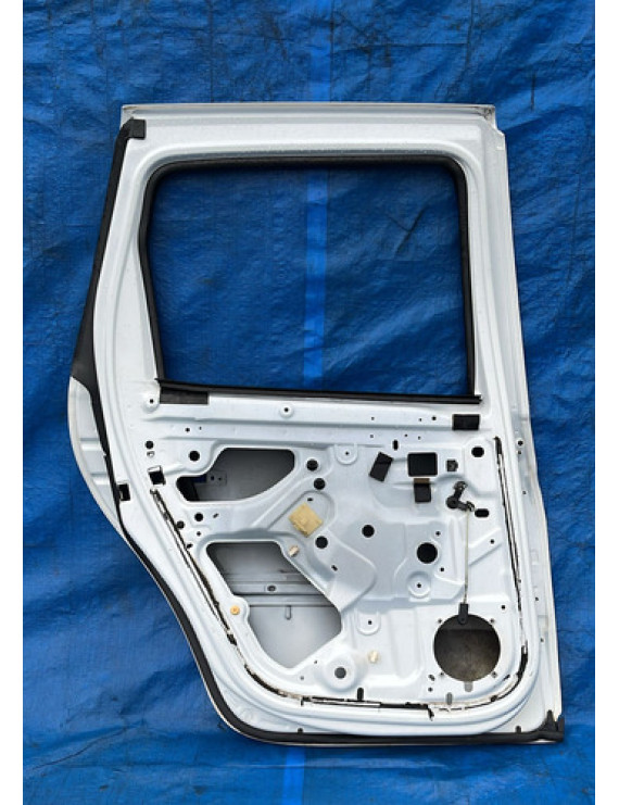 Porta Traseira Esquerda Duster Oroch 2016 A 2021 Branco