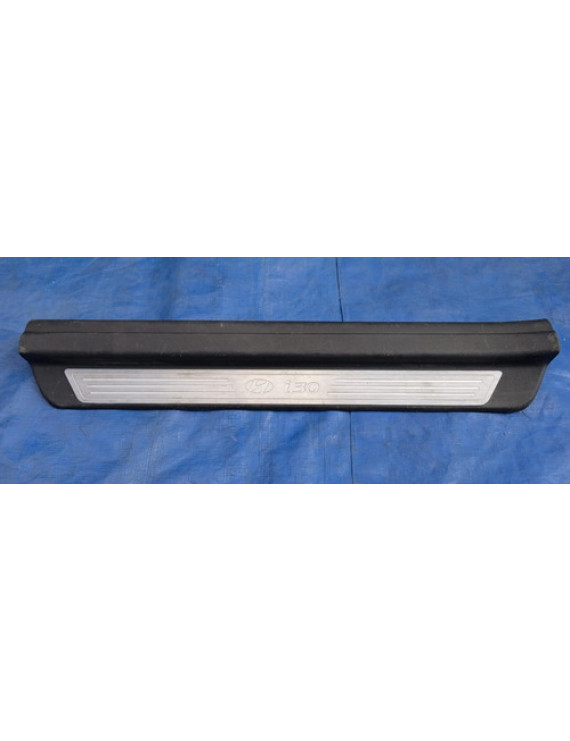 Soleira Porta Dianteira Esquerda Hyundai I30 2008 - 2011