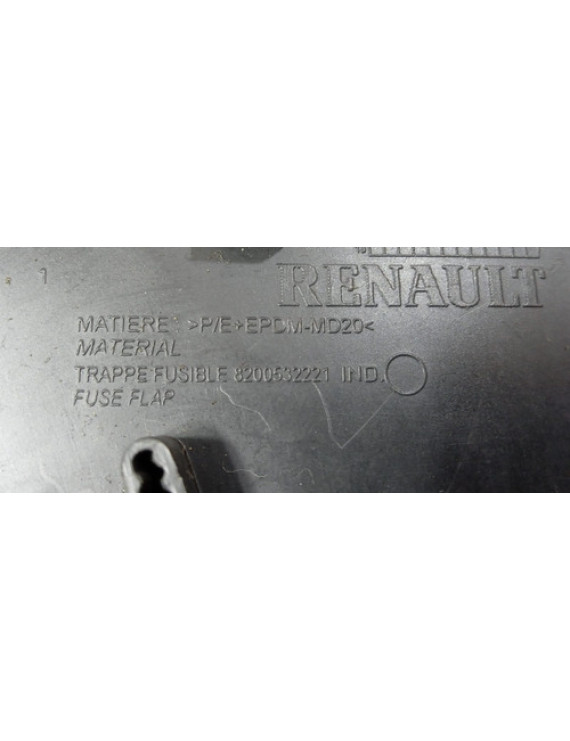 Tampa Caixa Fusíveis Interno Sandero 2008 - 2014 Preto