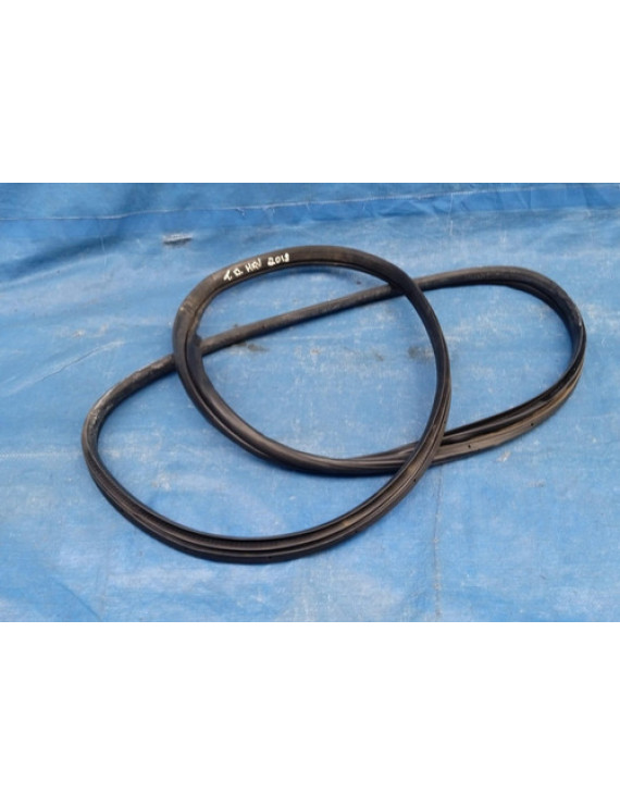 Borracha Porta Traseira Direita Hrv 1.8 2016 - 2021 Preto