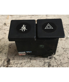 Botão Pisca Alerta Volvo 440 460 1995 - 2000 Preto