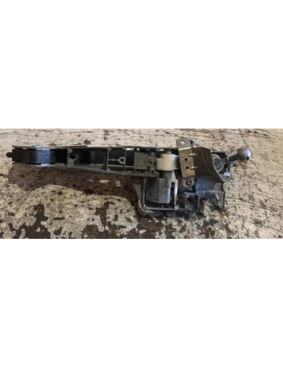 Maçaneta Externa Dianteira Esquerda Peugeot 3008 2012