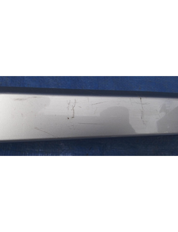 Friso Aplique Tampa Traseira Evoque 2012 2013 2014 2015