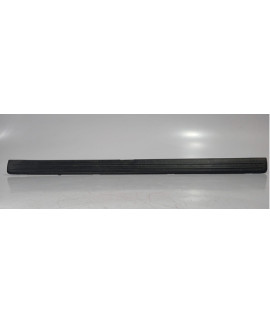Soleira De Porta Dianteira Esquerda Toyota Rav4 2001 - 2006